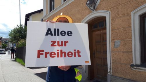 Freiheitsallee – Prien am Chiemsee – Schilderaktion